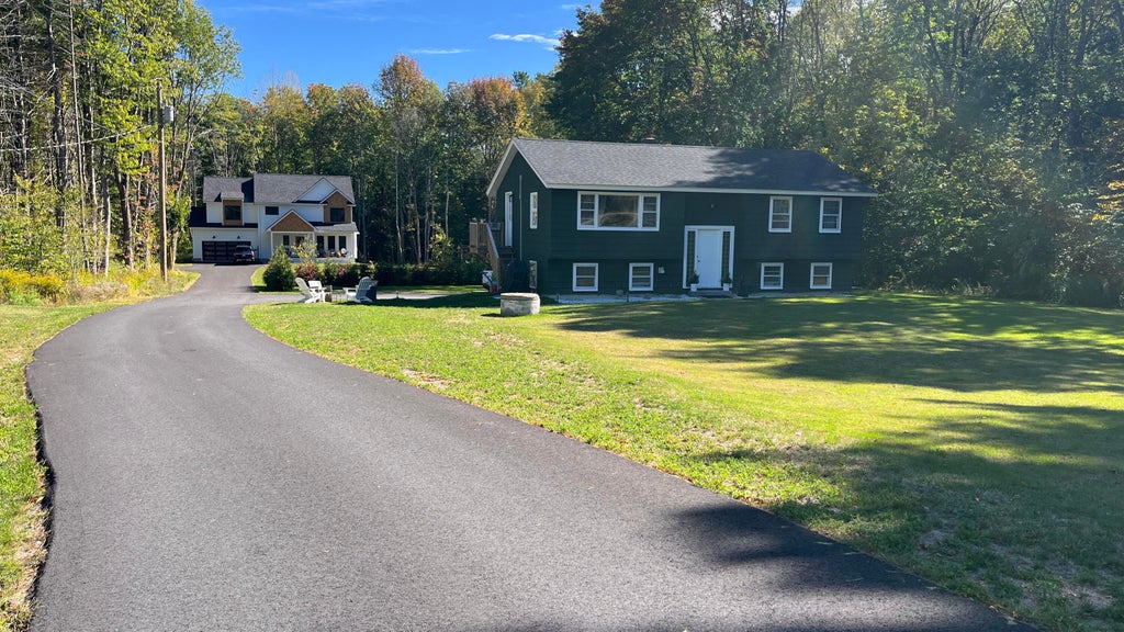Photo of 6 Statler Lane, Freeport, ME 04032 (MLS # 1683261)