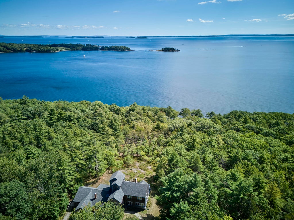 Photo of 15 Wildwood Lane, Rockport, ME 04856 (MLS # 1679390)