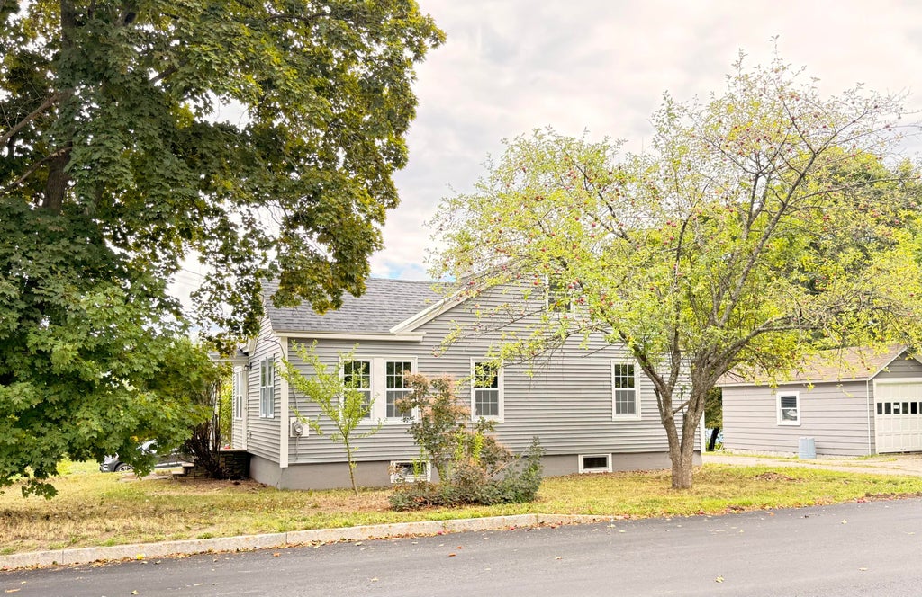 Photo of 3 Lillian Street, Auburn, ME 04210 (MLS # 1680170)