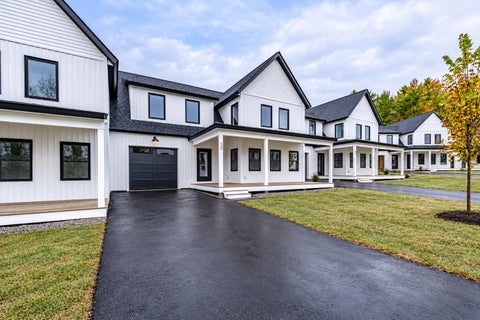 Photo of 26 Fairway Commons Drive #8, Gorham, ME 04038 (MLS # 1684443)