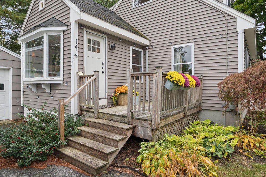 Photo of 14 Pleasant Avenue, Scarborough, ME 04074 (MLS # 1682563)