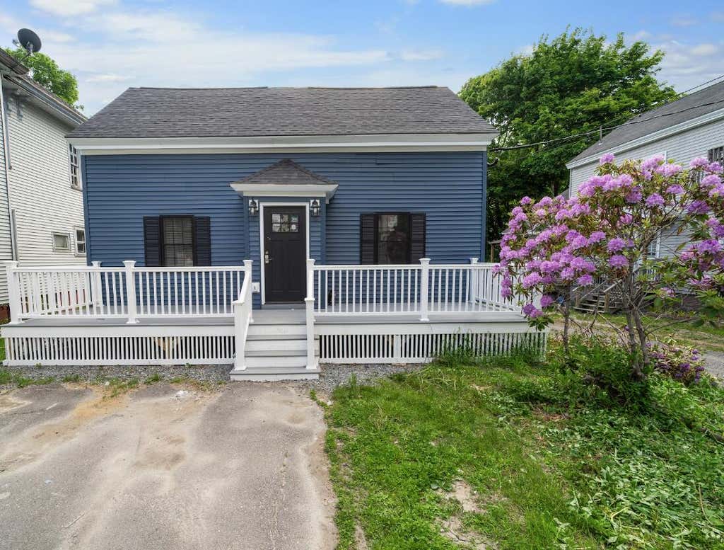 Photo of 156 Essex Street, Bangor, ME 04401 (MLS # 1665921)