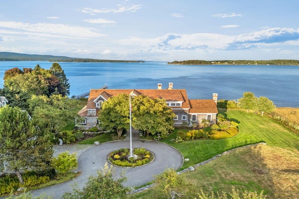 425 SEAWALL RD, SOUTHWEST HARBOR, ME 04679 - Image 796fcd9ffa06ec97d002f9fca90a7108/596195028
