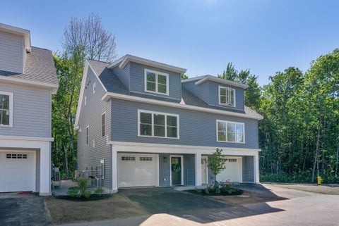 Photo of 7 Creekside Court #4, Kennebunk, ME 04043 (MLS # 1681574)