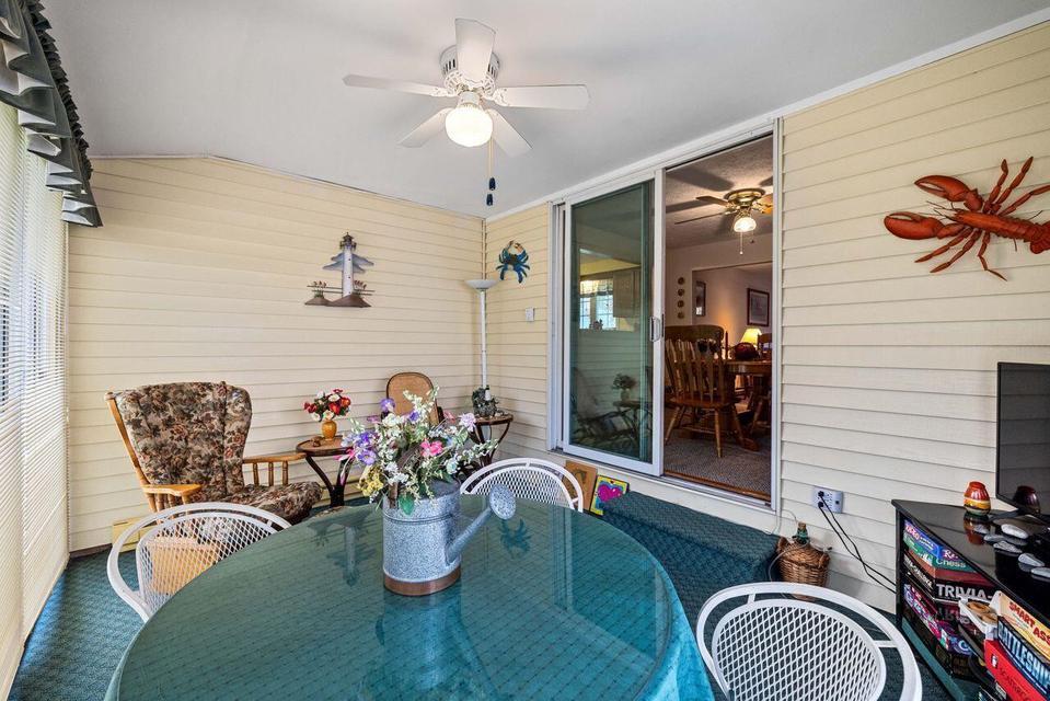 Photo of 6 Laurel Circle #6, Kennebunk, ME 04043 (MLS # 1662079)