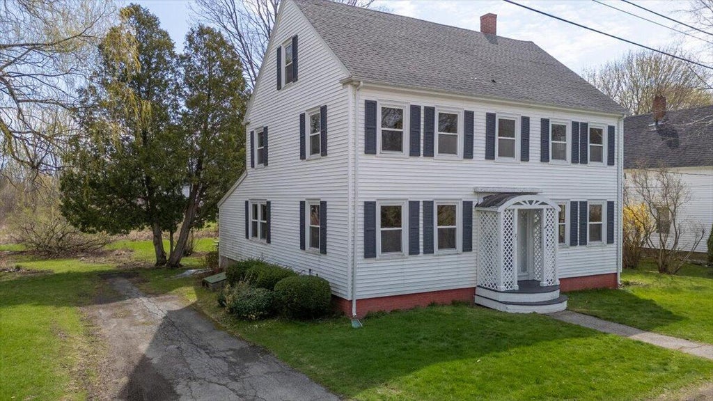 Photo of 21 Georges Street, Thomaston, ME 04861 (MLS # 1661032)