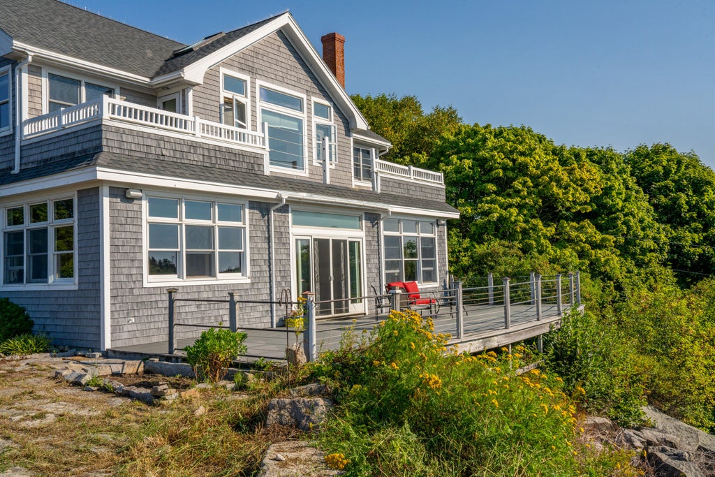 Photo of 38 W. Main W Main Street, Vinalhaven, ME 04863 (MLS # 1644339)