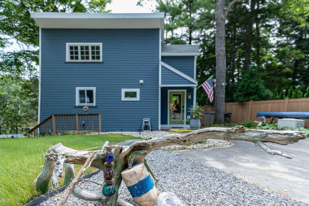 Photo of 7 Lower Rich Cove Road, Harpswell, ME 04079 (MLS # 1679214)