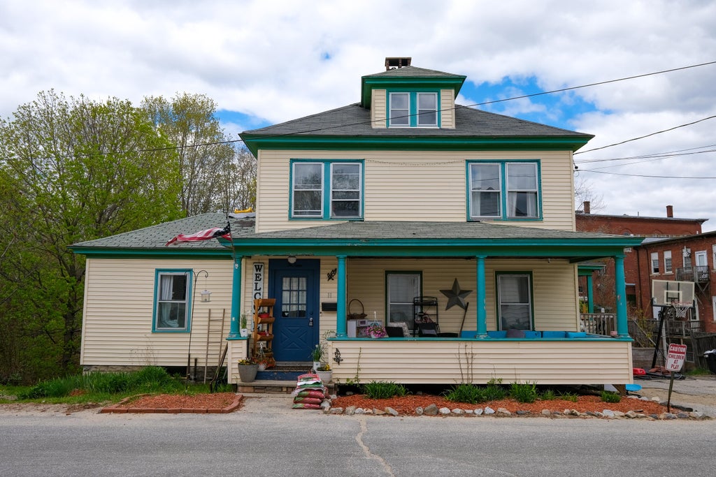 Photo of 11 Barrows Street, Paris, ME 04281 (MLS # 1661969)