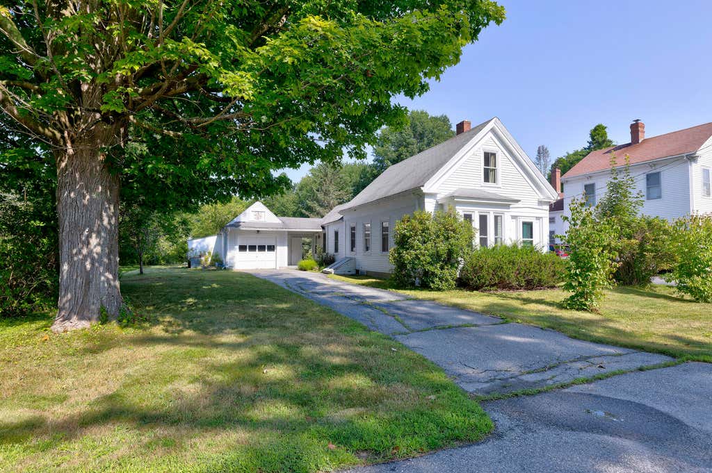 Photo of 66 Spring Street, Yarmouth, ME 04096 (MLS # 1675864)