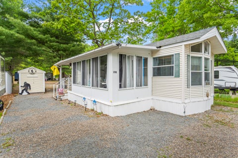 Photo of 1 Robinson Way #A198, Kennebunk, ME 04043 (MLS # 1664716)