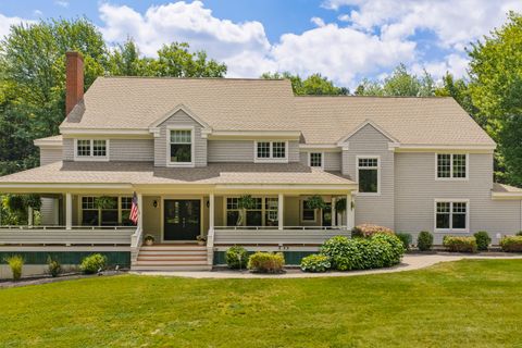 Photo of 29 Blue Moon Drive, North Yarmouth, ME 04097 (MLS # 1673375)