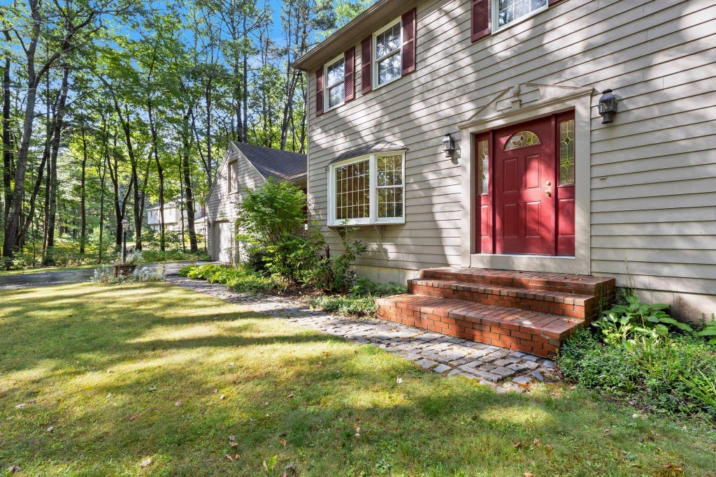 Photo of 26 Hemlock Road, Brunswick, ME 04011 (MLS # 1680255)