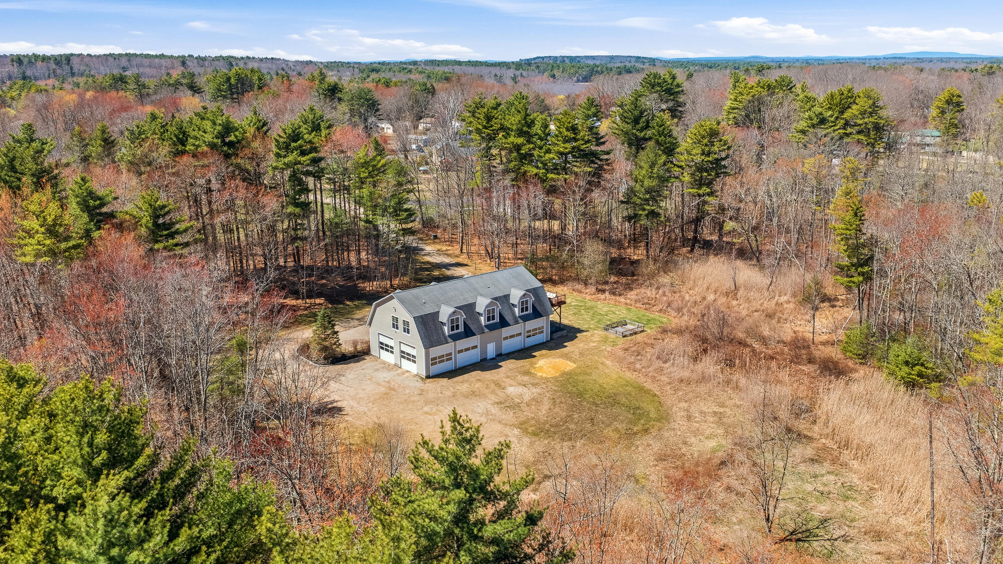 Eliot, Maine, 03903, United States, 5 Bedrooms Bedrooms, ,3 BathroomsBathrooms,Residential,Active,2041377