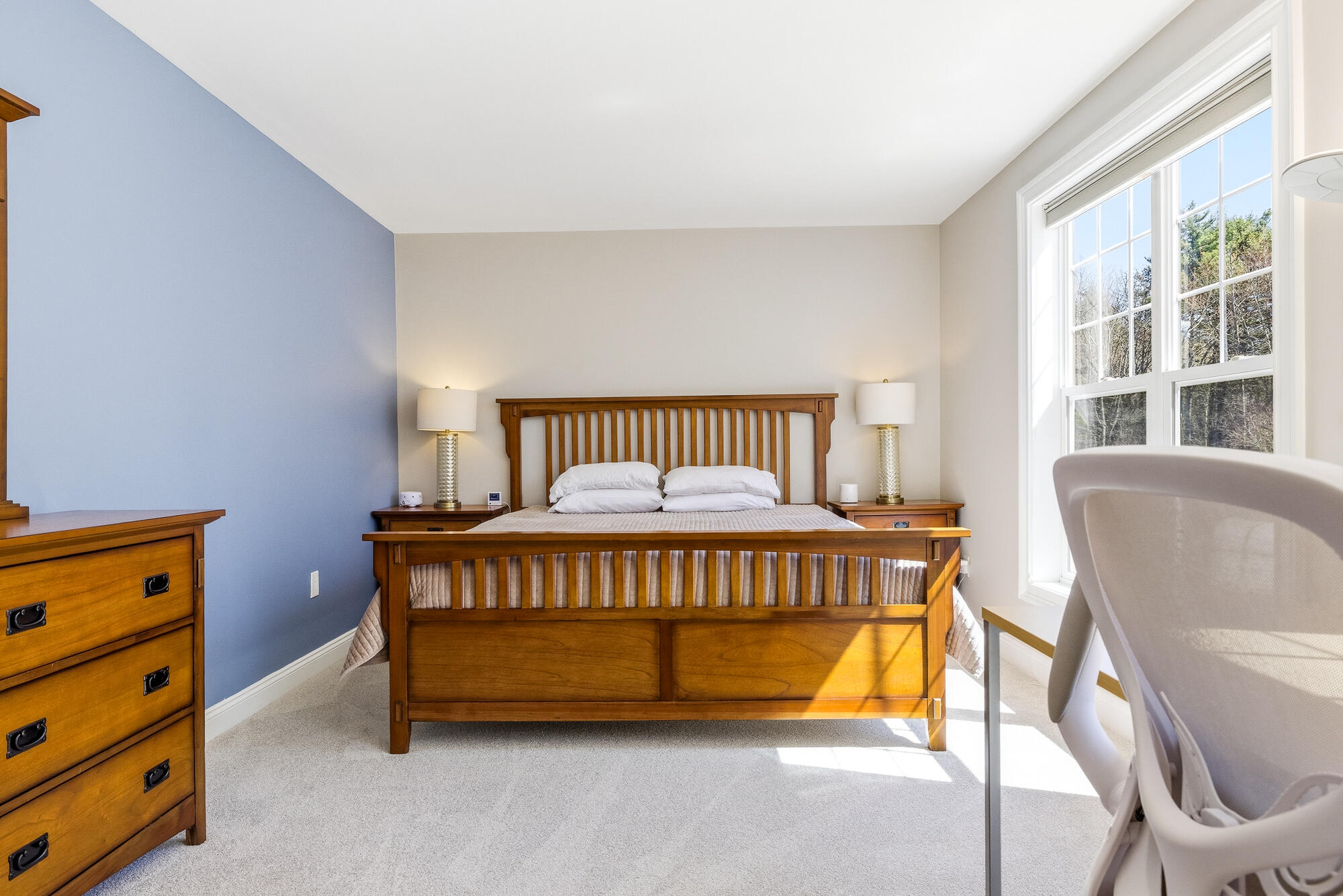 Eliot, Maine, 03903, United States, 5 Bedrooms Bedrooms, ,3 BathroomsBathrooms,Residential,Active,2041377