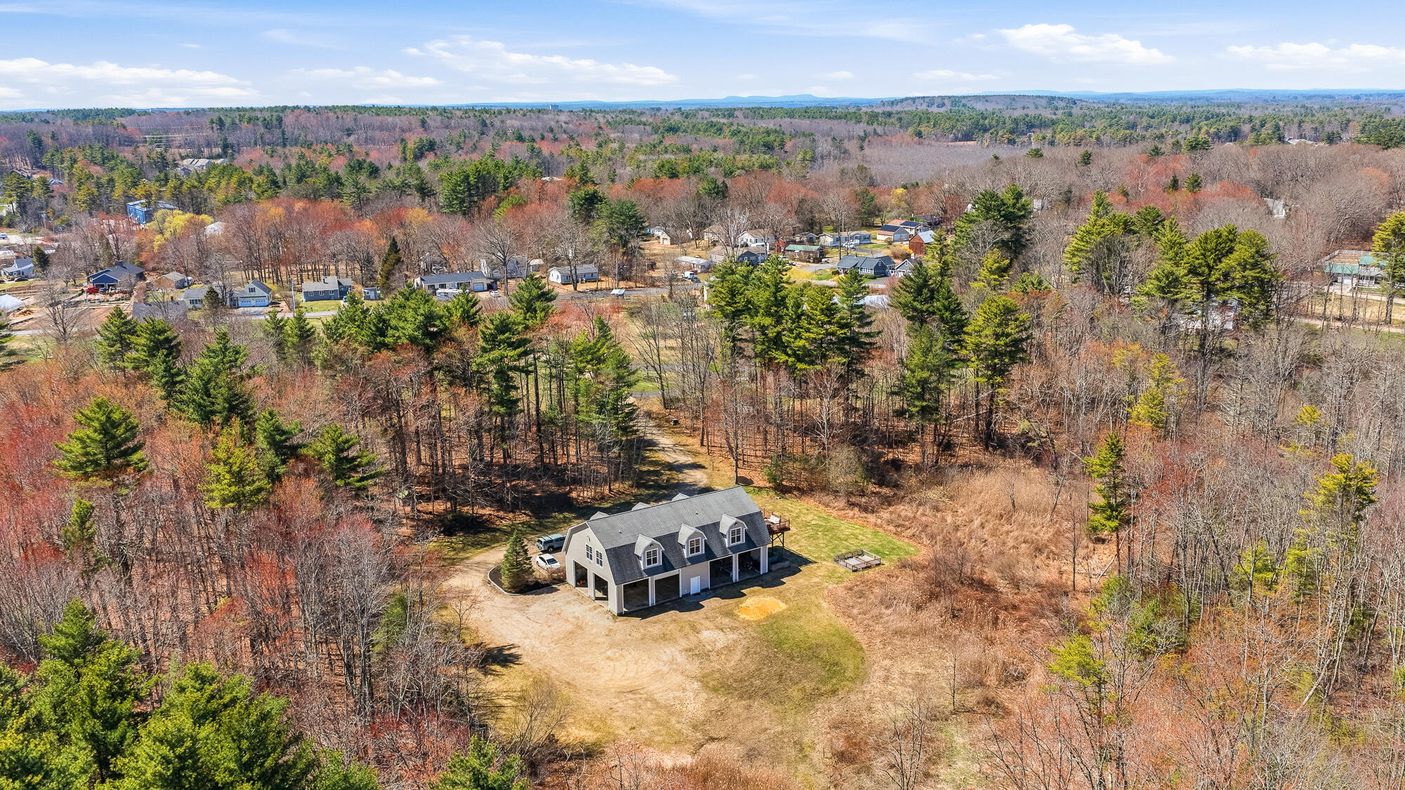 Eliot, Maine, 03903, United States, 5 Bedrooms Bedrooms, ,3 BathroomsBathrooms,Residential,Active,2041377