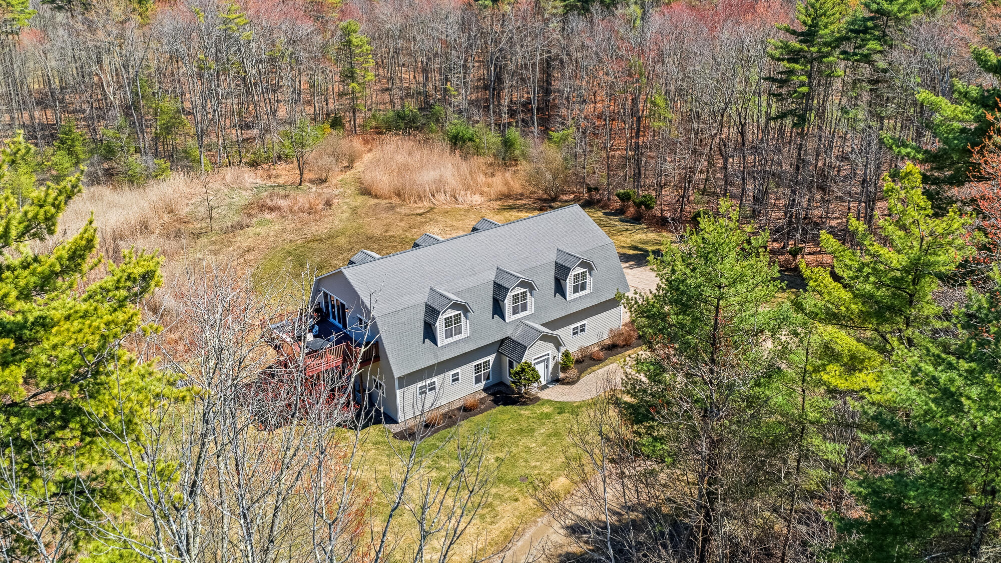 Eliot, Maine, 03903, United States, 5 Bedrooms Bedrooms, ,3 BathroomsBathrooms,Residential,Active,2041377