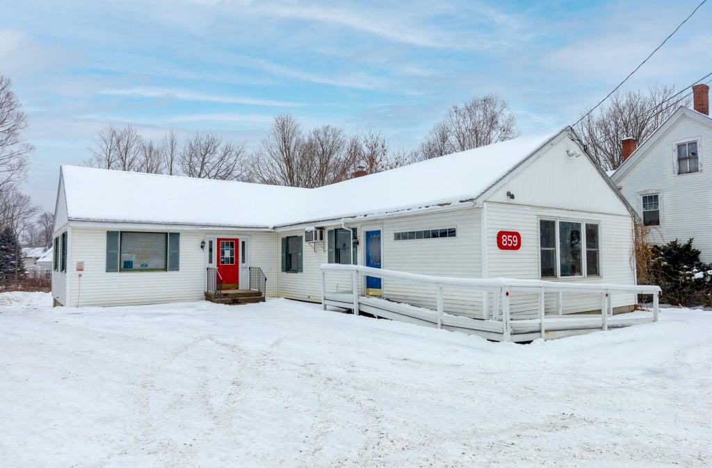 Photo of 861 W Main Street, Dover-Foxcroft, ME 04426 (MLS # 1646409)
