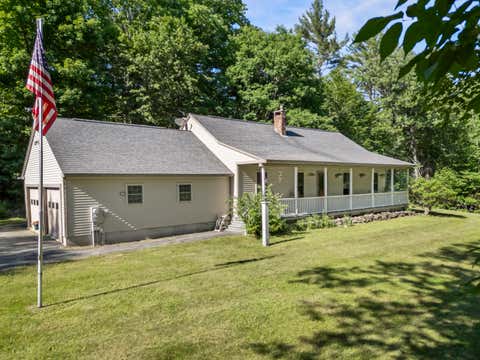 Photo of 32 Fieldstone Drive, West Gardiner, ME 04345 (MLS # 1668197)