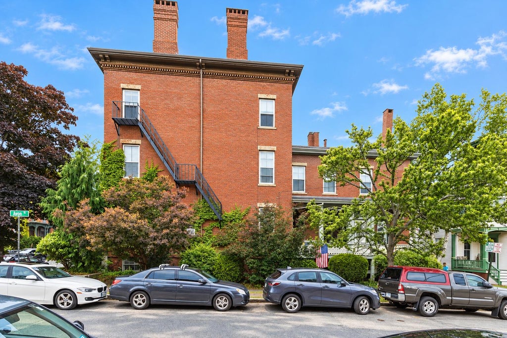 Photo of 29 Deering Street #3, Portland, ME 04101 (MLS # 1669279)