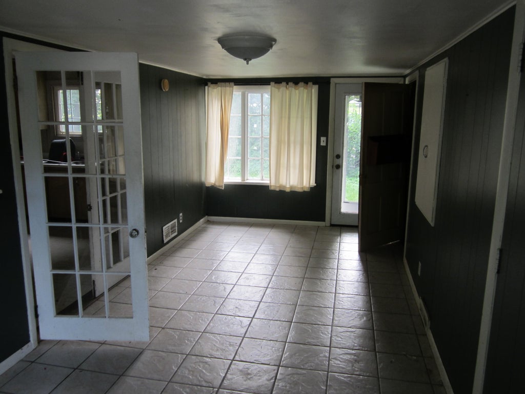 Photo of 9 Charles Street, Lewiston, ME 04240 (MLS # 1672128)