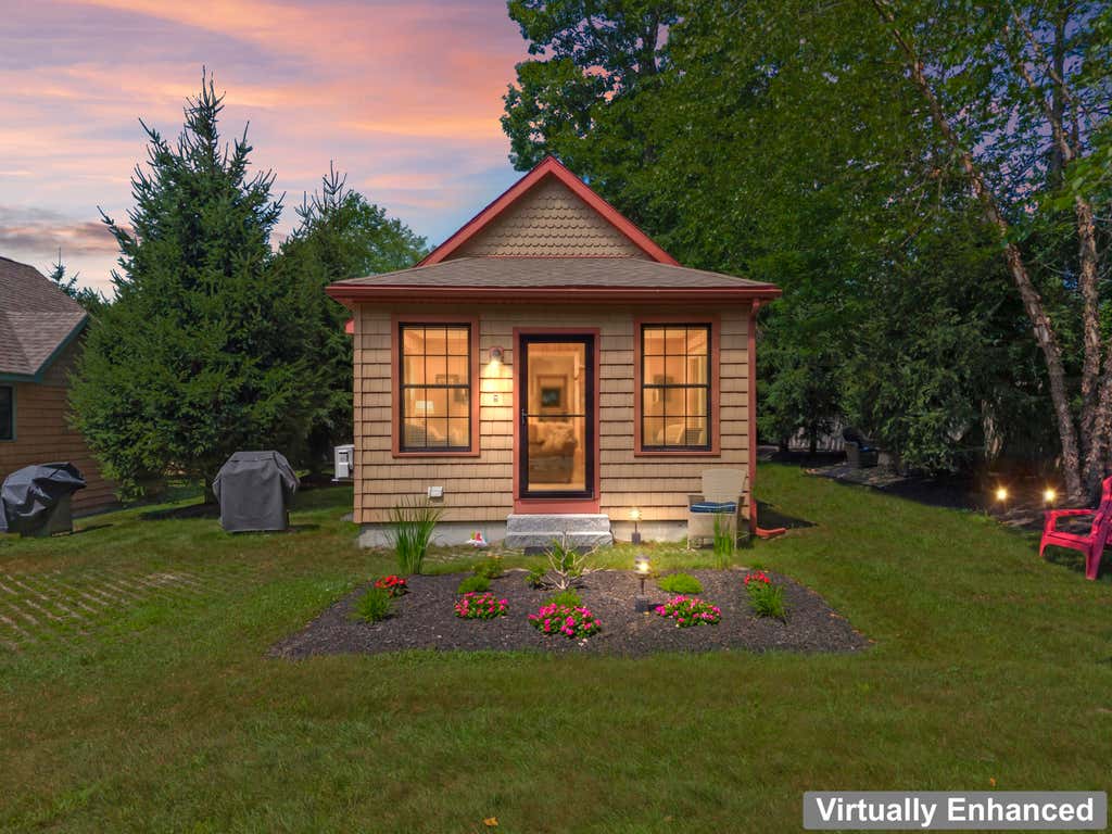 Photo of 91 College Drive #6, Wells, ME 04090 (MLS # 1674535)