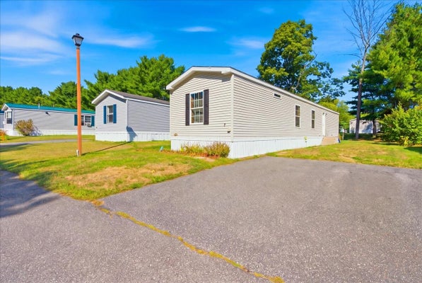 7 AUTUMN LN, LEWISTON, ME 04240 - Image 8ea7b2c1bdc31a5fbcb58da86ada3d08/12260102