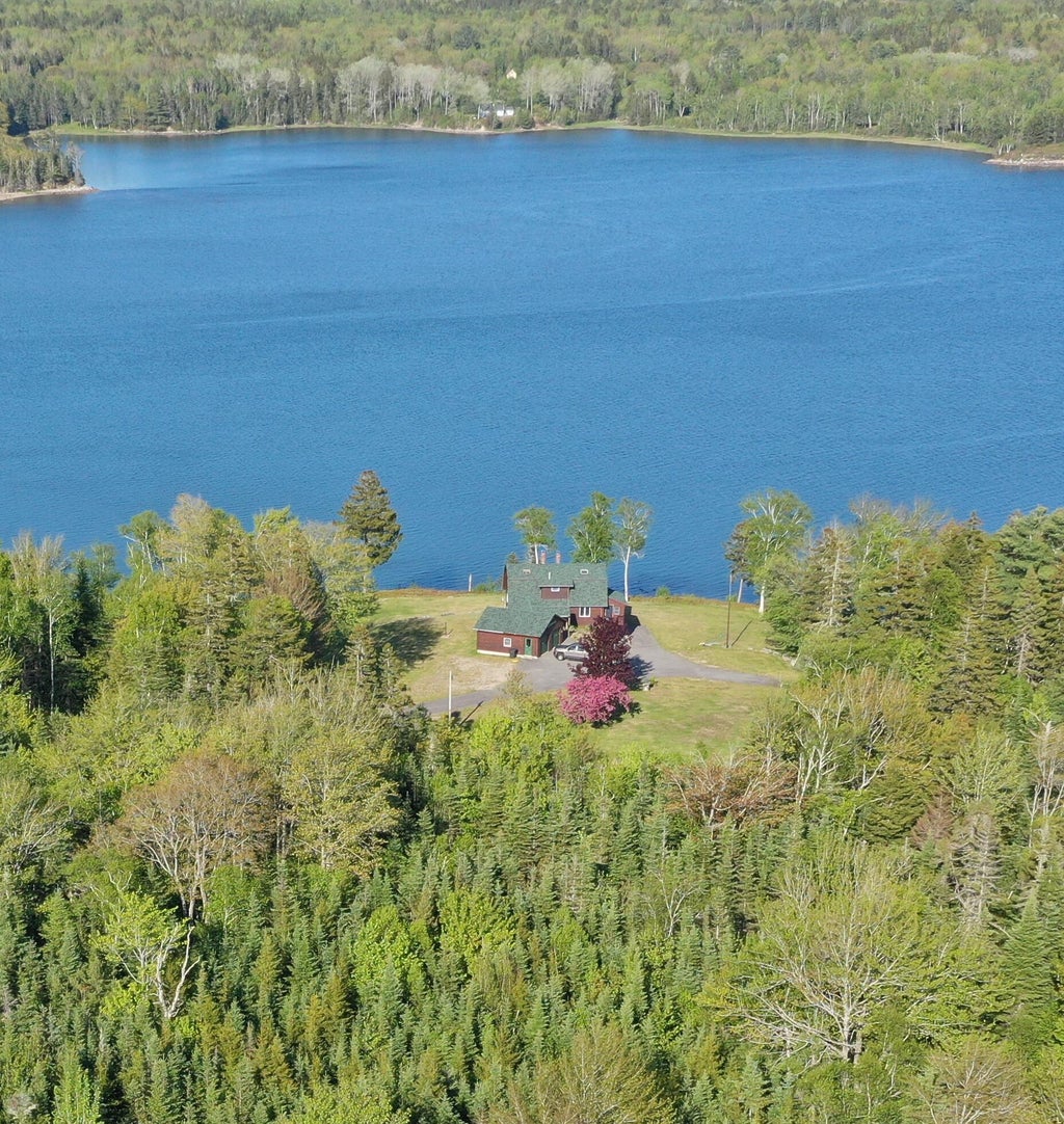 Photo of 10 Spruce Reach, Gouldsboro, ME 04607 (MLS # 1662385)