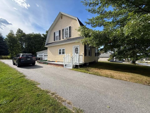 Photo of 651 Pleasant Street, Lewiston, ME 04240 (MLS # 1679590)
