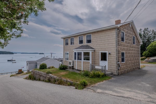 19 GRANITE ST, STONINGTON, ME 04681 - Image 8ff35460d1f016cdc721f4e86c0a5d1a/110447624