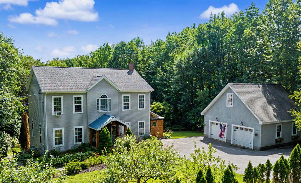 Photo of 450 S Main Street, Auburn, ME 04210 (MLS # 1676267)