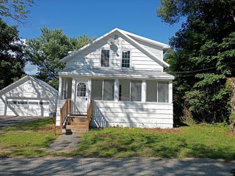 Photo of 13 5th Avenue, Mechanic Falls, ME 04256 (MLS # 1678206)