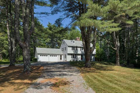 Photo of 122 Main Street, Rockport, ME 04856 (MLS # 1672960)