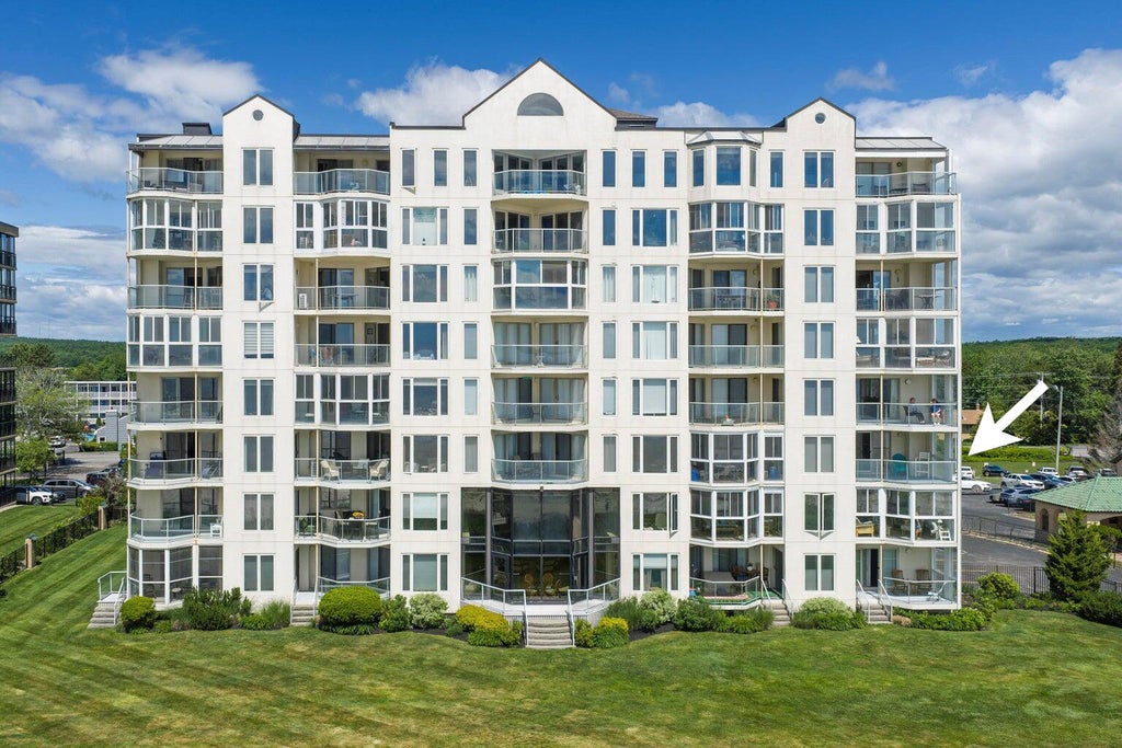 Photo of 207 E Grand Avenue #F3, Old Orchard Beach, ME 04064 (MLS # 1684900)