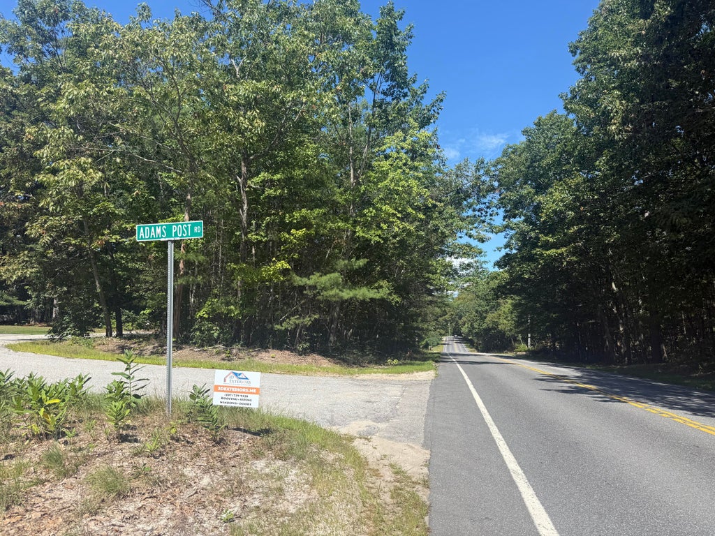 Photo of Lot 27 Meadow RD, Raymond, ME 04071 (MLS # 1679093)