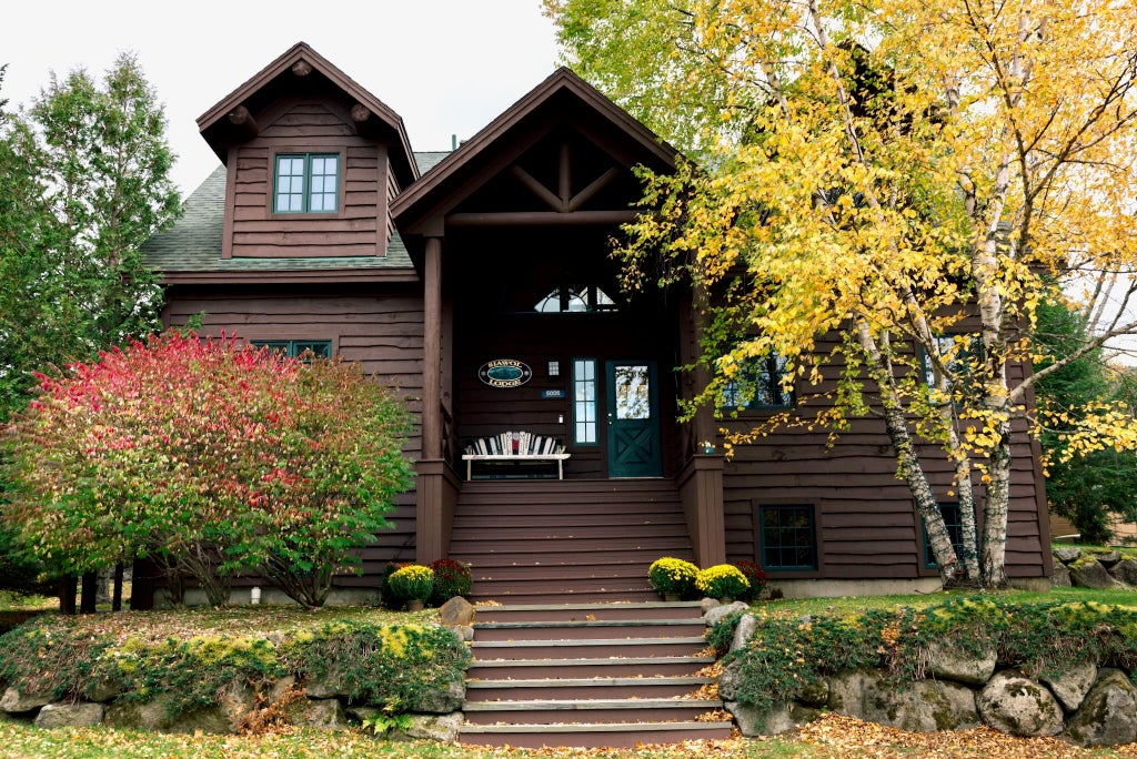 Photo of 5006 Mountain View Road, Carrabassett Valley, ME 04947 (MLS # 1675757)