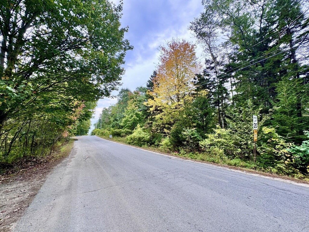 Photo of 151 Brackett Avenue, Portland, ME 04108 (MLS # 1683118)
