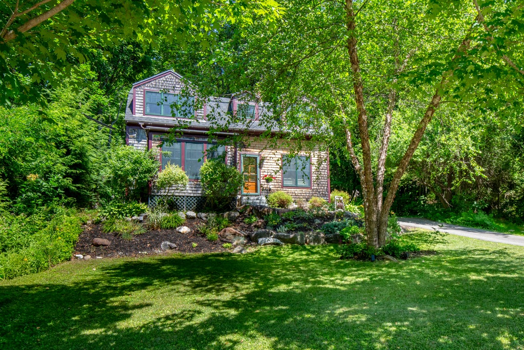 Photo of 6 Bisbee Street, Camden, ME 04843 (MLS # 1674481)