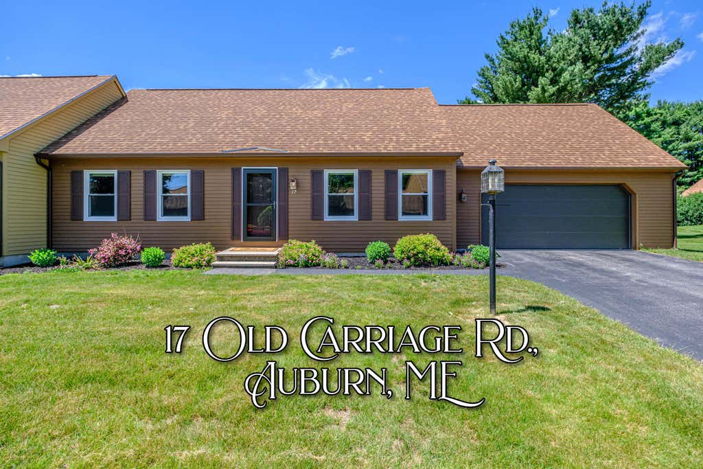 Photo of 17 Old Carriage Road #10, Auburn, ME 04210 (MLS # 1668186)