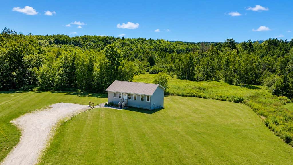 Photo of 4 Meadow Lane, Leeds, ME 04263 (MLS # 1673637)