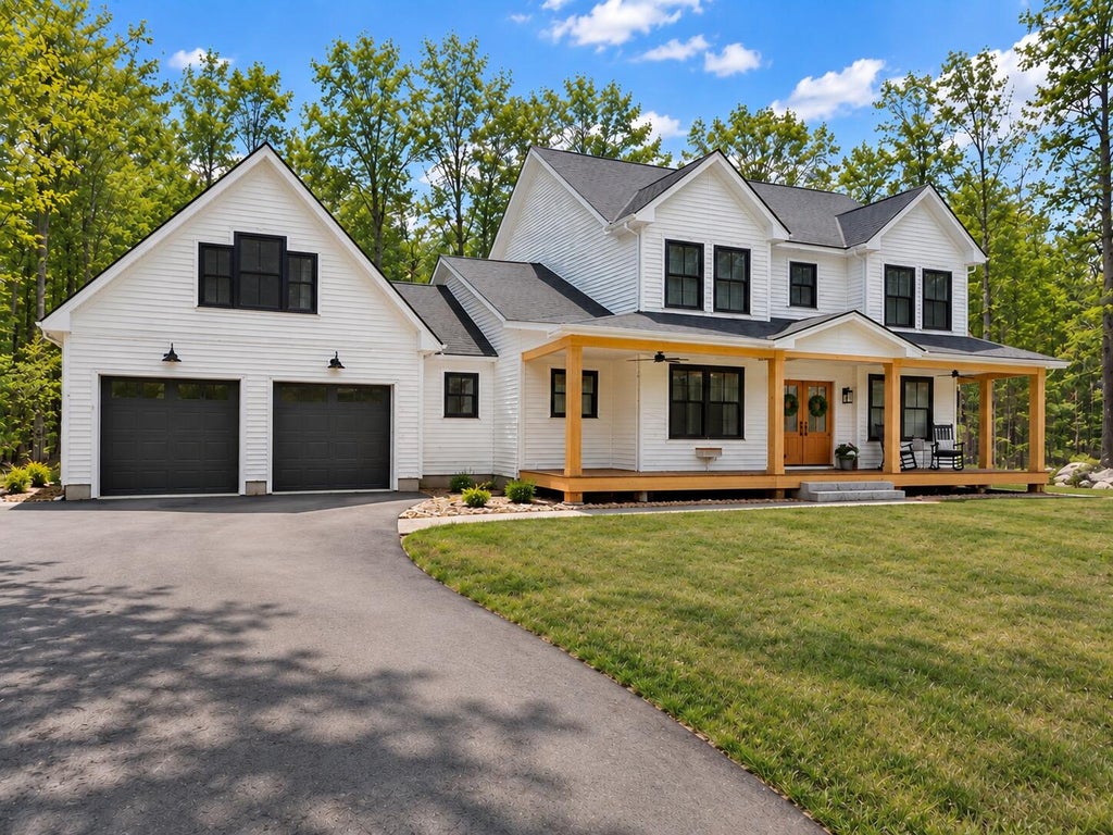Photo of 37 County Crossing, Brunswick, ME 04011 (MLS # 1679755)