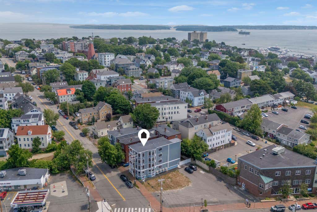 Photo of 106 Cumberland Avenue #401, Portland, ME 04101 (MLS # 1674169)