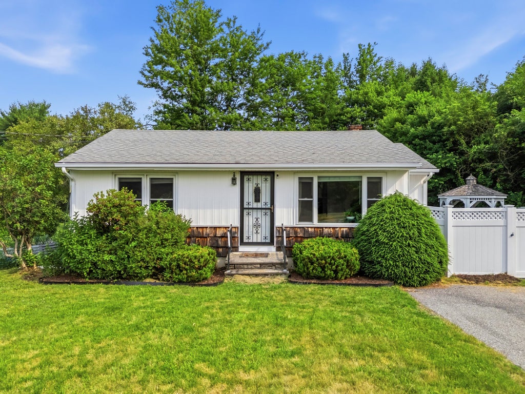 Photo of 44 King Road, Lisbon, ME 04250 (MLS # 1672211)