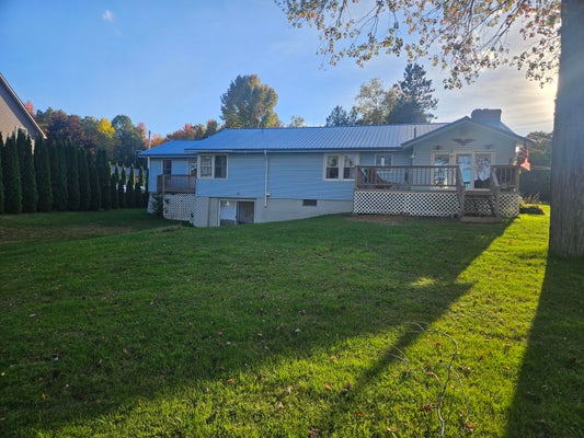 32 TAYLOR ST, LINCOLN, ME 04457 - Image 9cddb1aad1bab1b0f978a42e17ba856f/81027411