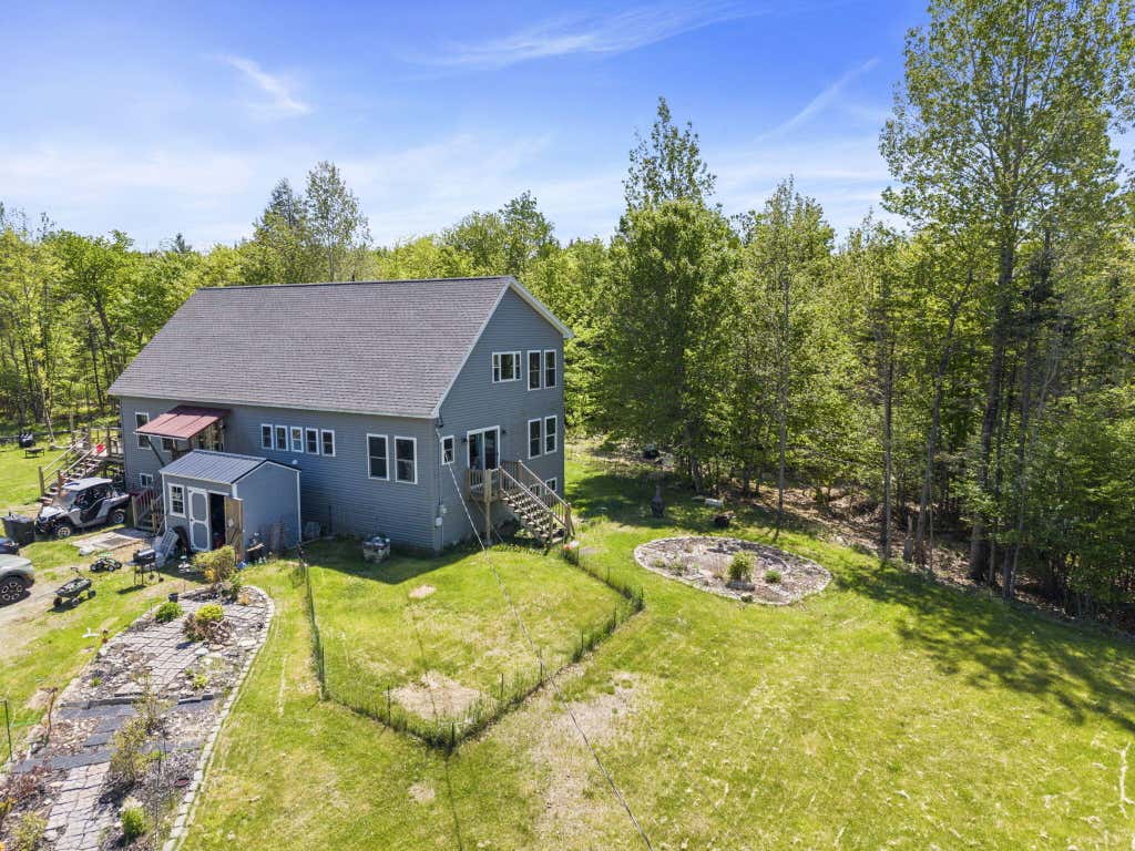 Photo of 327 Ridge Road, Lisbon, ME 04252 (MLS # 1674479)