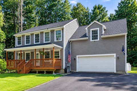 Photo of 16 Pheasant Ridge Drive, Windham, ME 04062 (MLS # 1677400)