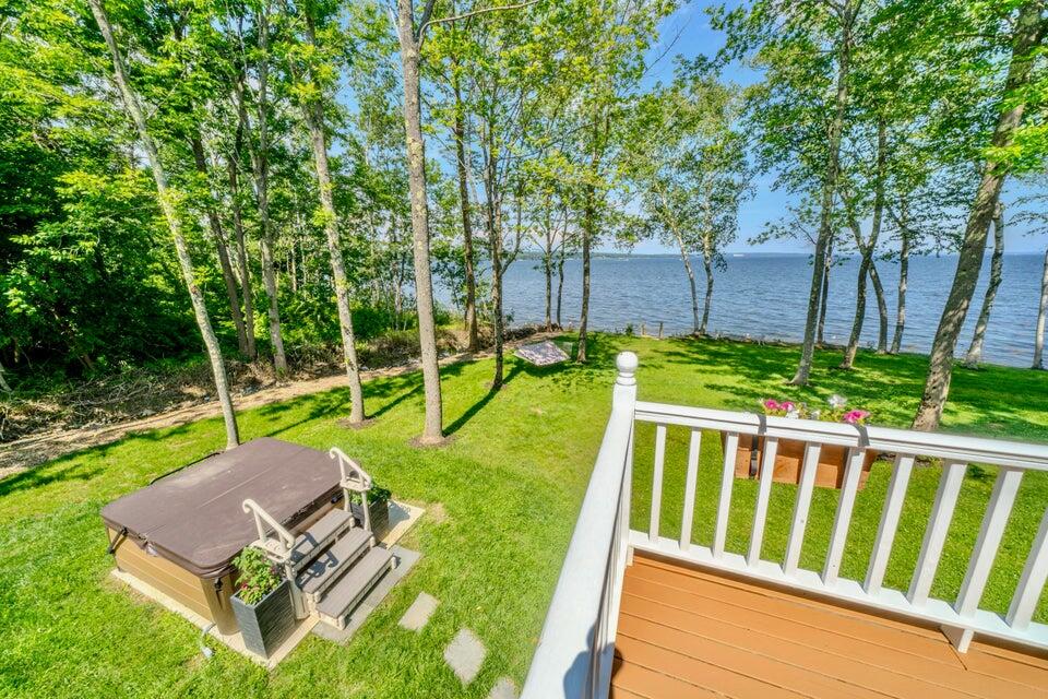 19 Glenview Ln, Belfast, ME, 04915, USA, 4 Bedrooms Bedrooms, ,4 BathroomsBathrooms,Residential,Active,19 Glenview Ln,1659742