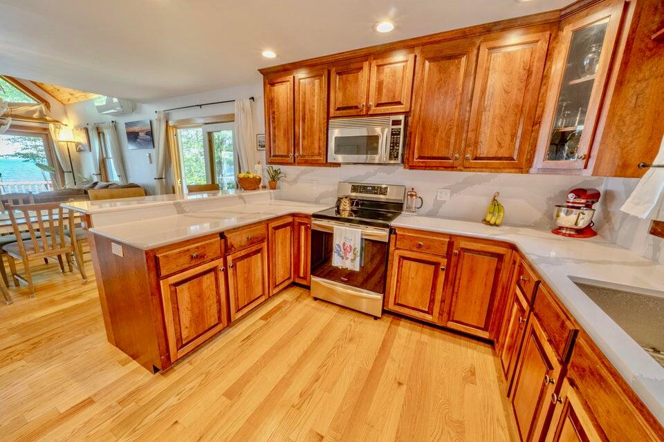 19 Glenview Ln, Belfast, ME, 04915, USA, 4 Bedrooms Bedrooms, ,4 BathroomsBathrooms,Residential,Active,19 Glenview Ln,1659742