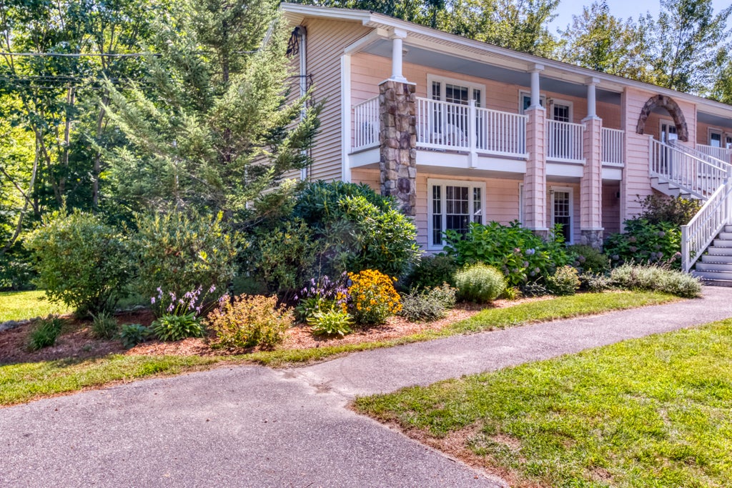 Photo of 272 Mills Road #5A, Kennebunkport, ME 04046 (MLS # 1681617)