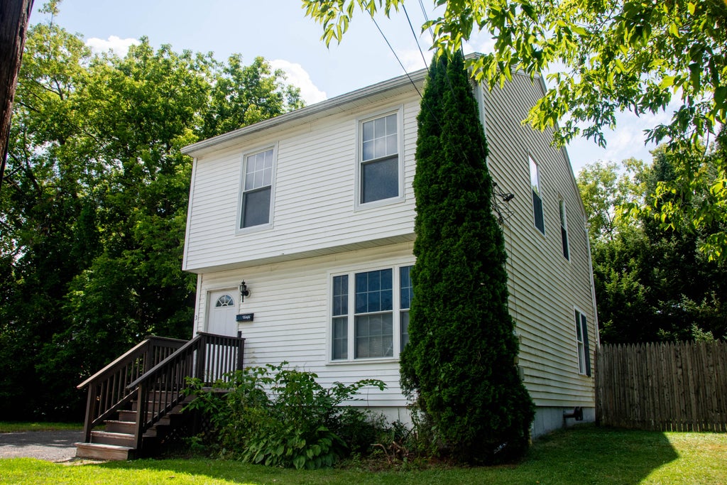 Photo of 3 Diamond Court, Lewiston, ME 04240 (MLS # 1674429)